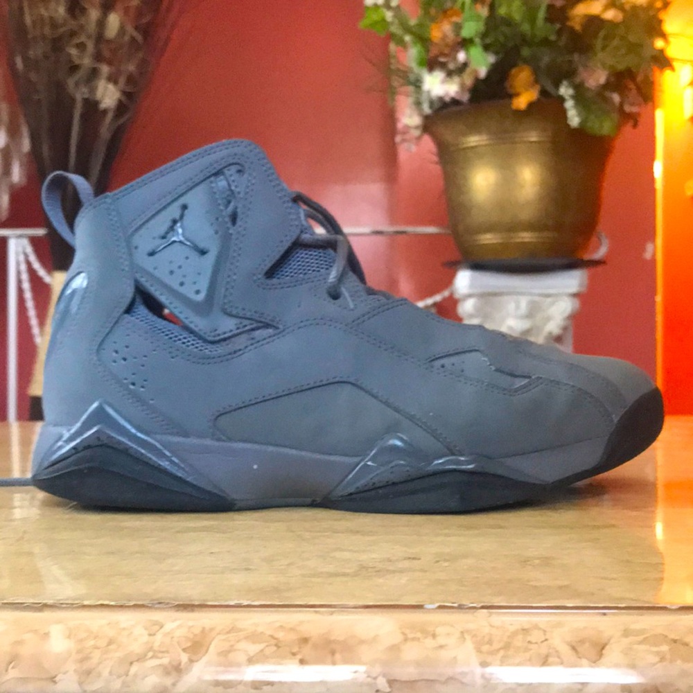 Jordan 6 men’s size 9